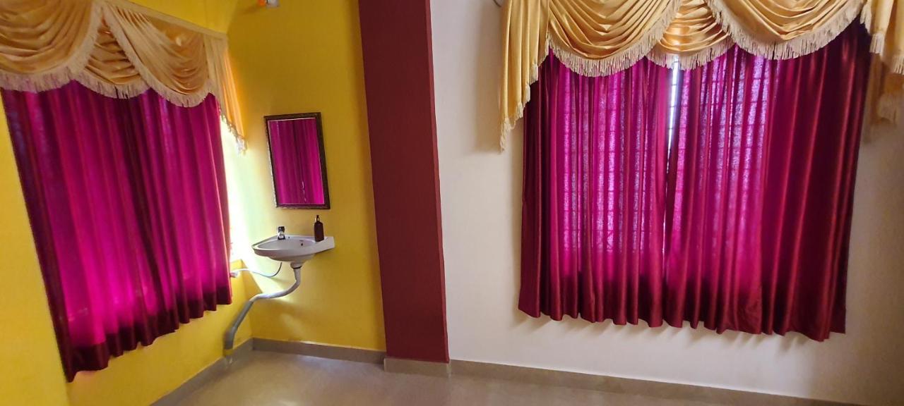 Hi5 Holiday Apartments Udupi Eksteriør bilde